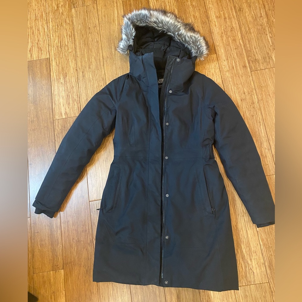 North Face Down Parka. Size XS.